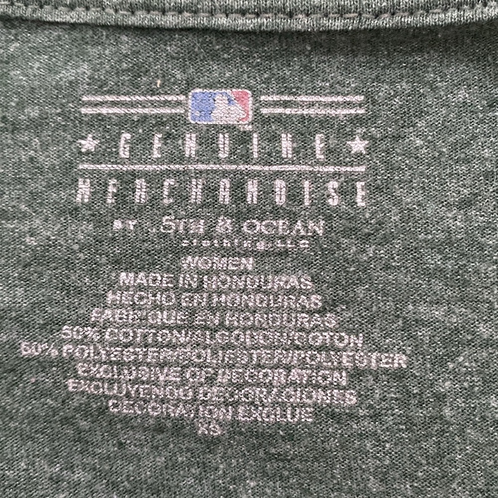 Oakland Athletics tee shirt - Picture 5 of 5